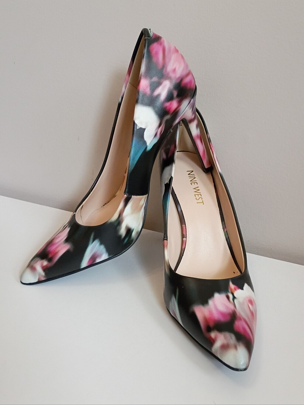 Nine West Black Floral Pointed-Toe Pumps with Pink Accents